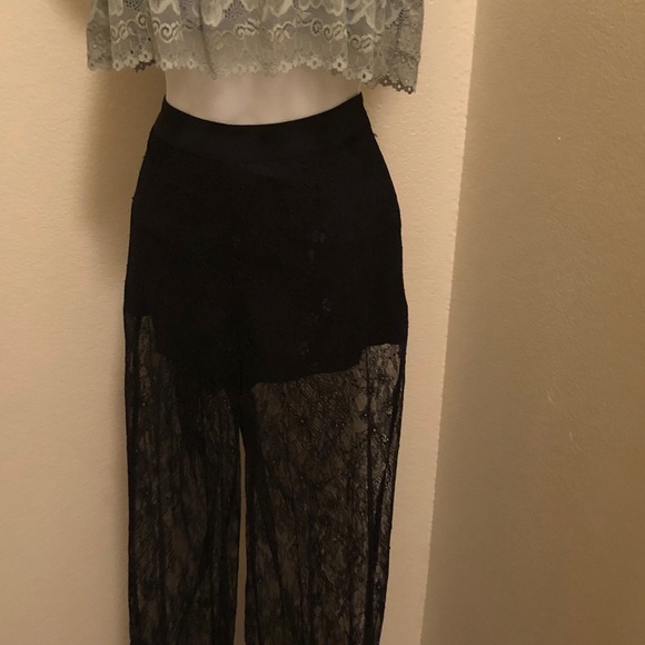 Guess Pants - Picture 3 of 7